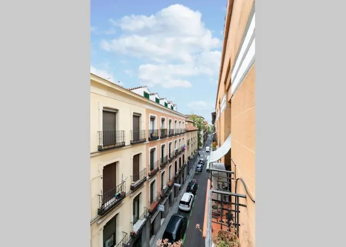 Homeabout La Latina Apartment